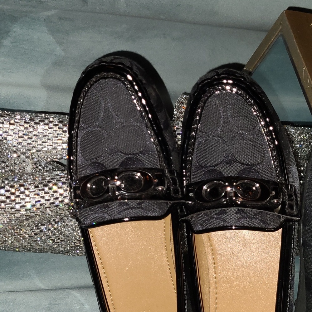 Coach "Fortunata" Loafers Sz. 7.5 - Picture 5 of 9